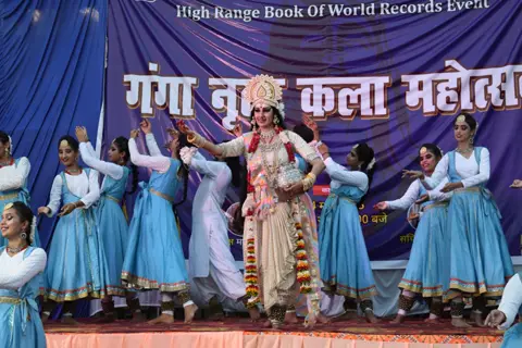 Kathak performance at Ganga Nritya Kala Mahotsav – photo