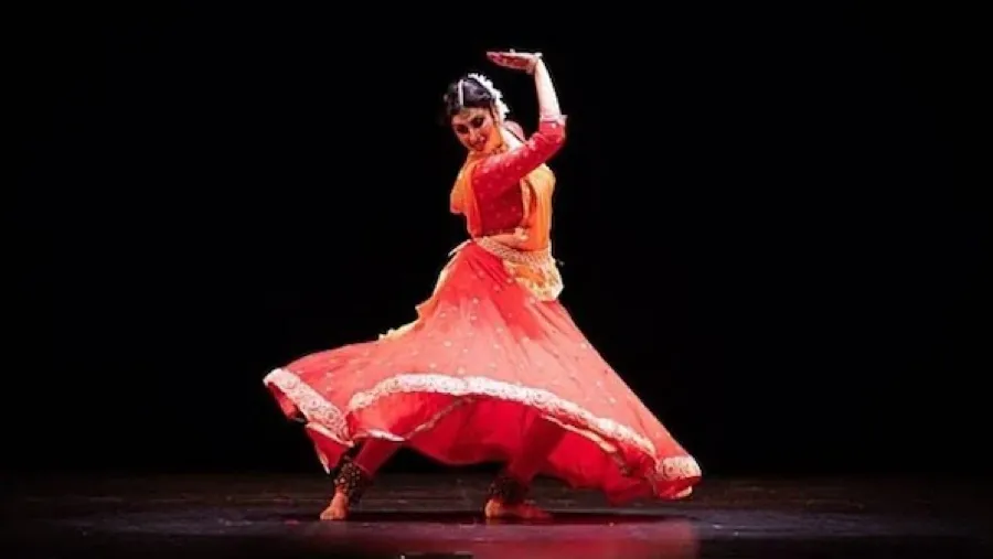 Kathak dance class at Bhartiya Sanskriti Foundation